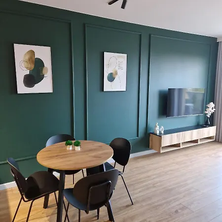 Life 34 Z Miejscem Postojowym W Garazu Podziemnym * رادوم